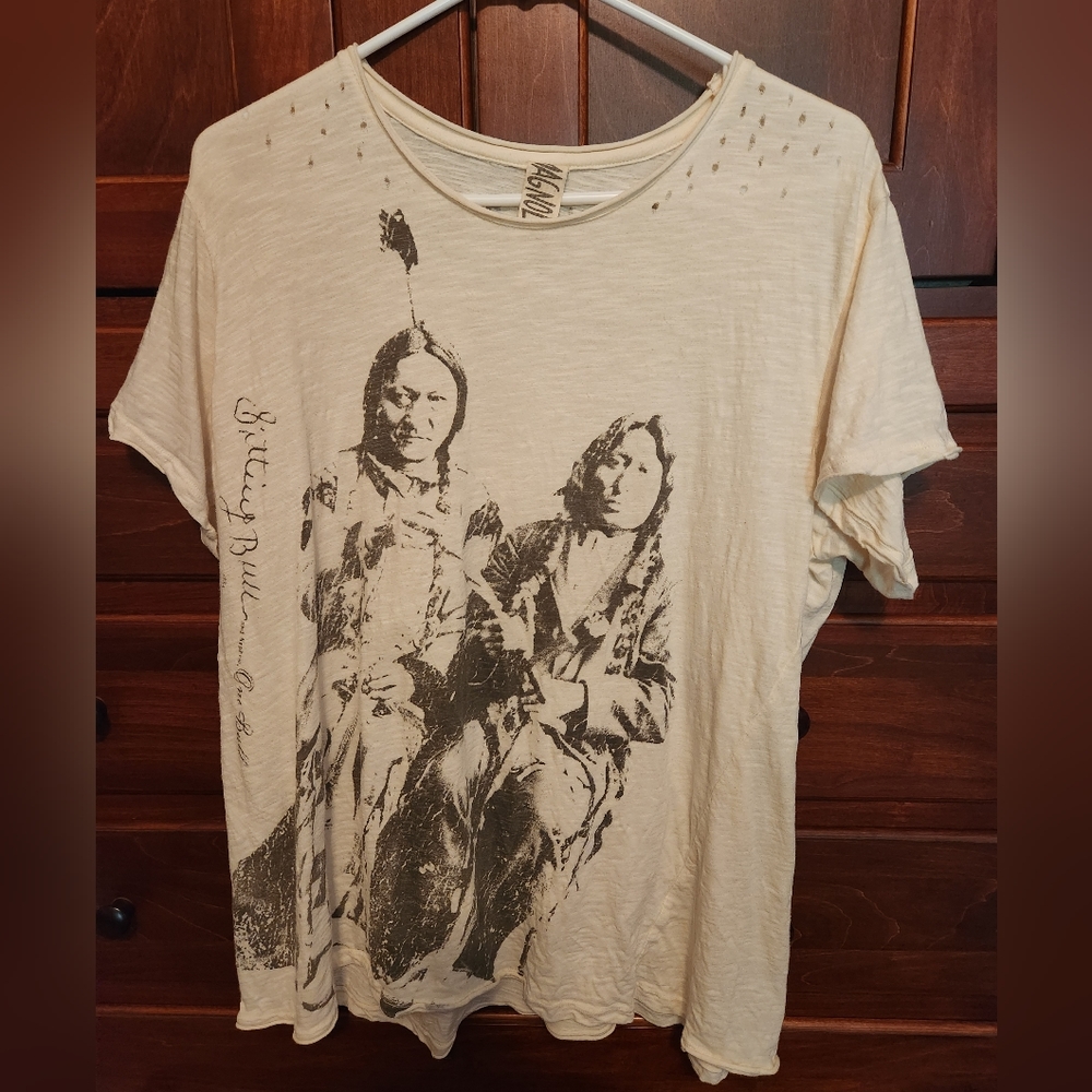 Magnolia Pearl t-shirt
